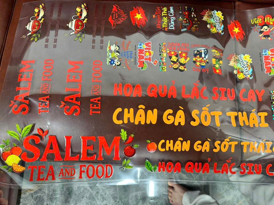 Thử nghiệm độ bền ngoài trời của tem nổi dán gỗ
